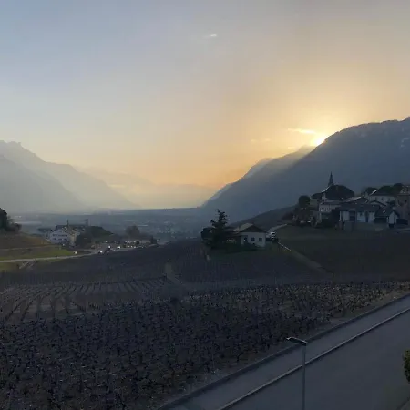 Les Rangs ホテル Conthey